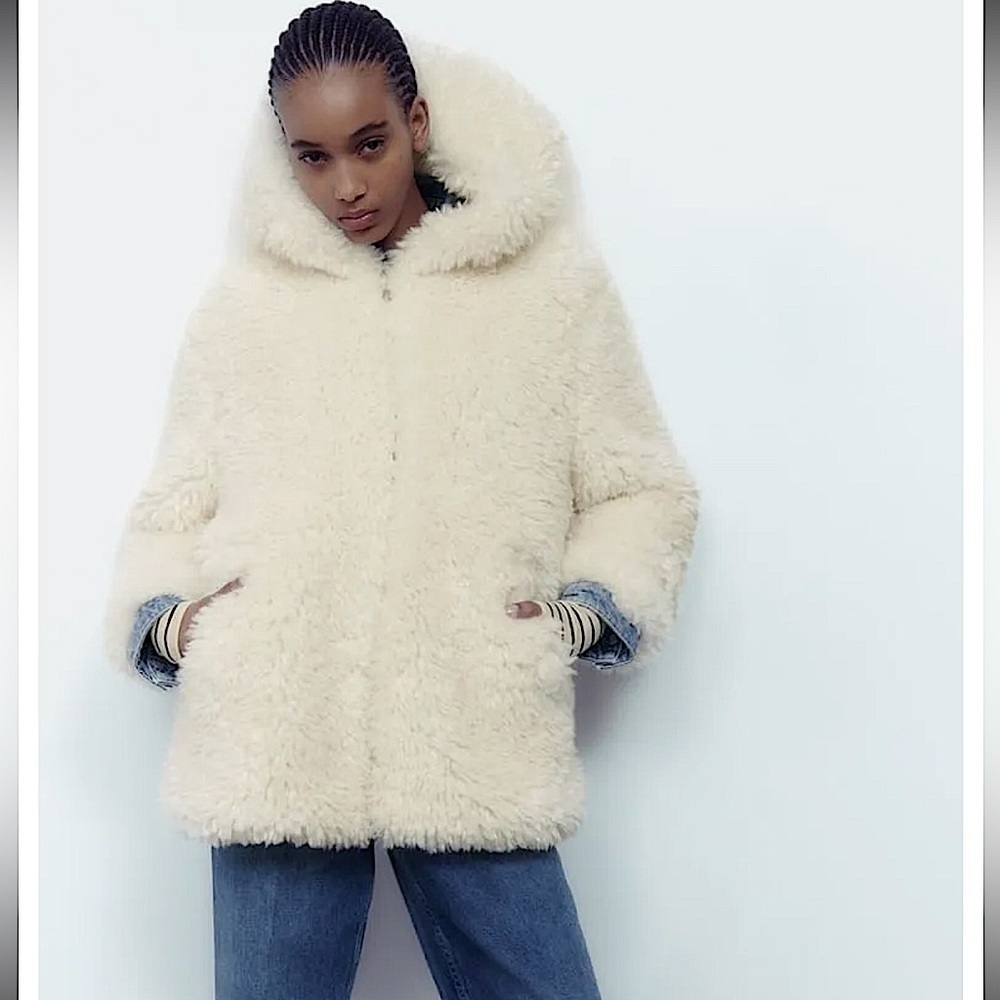 NWT ZARA adorable & comfy Oversized Faux Fur Ecru Hooded Jacket Size XS
